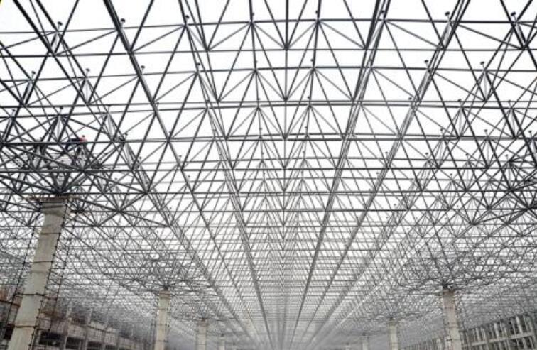 阳泉网架公司为您分享干煤棚在后期的使用保养方法